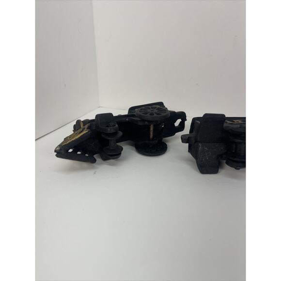 Vintage Cast Iron Steam Locomotive Train Set - Picture 5 of 7